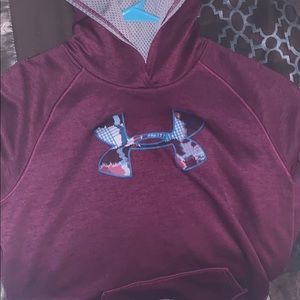Under Amour SweatShirt